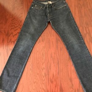 Designer jeans: 2 Slim fit -1 straight leg